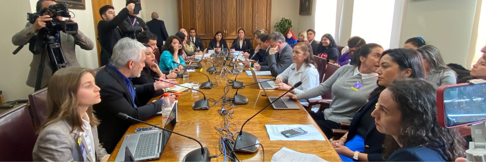 Linking Public Services and Care in the Chilean Senate